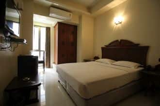 Strand Hotel, Mumbai 5